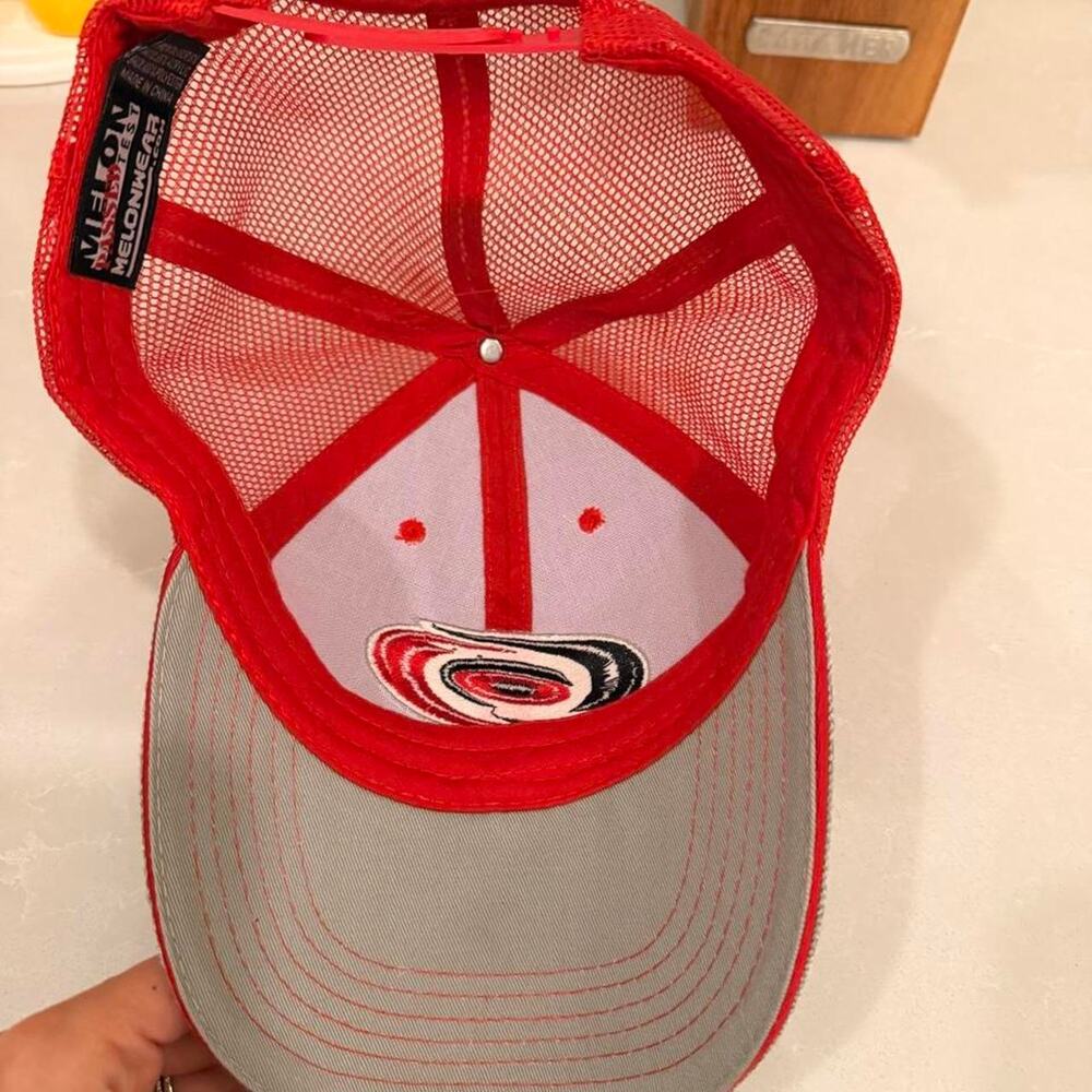 Carolina Hurricanes NHL Mesh Trucker Hat - Picture 5 of 6
